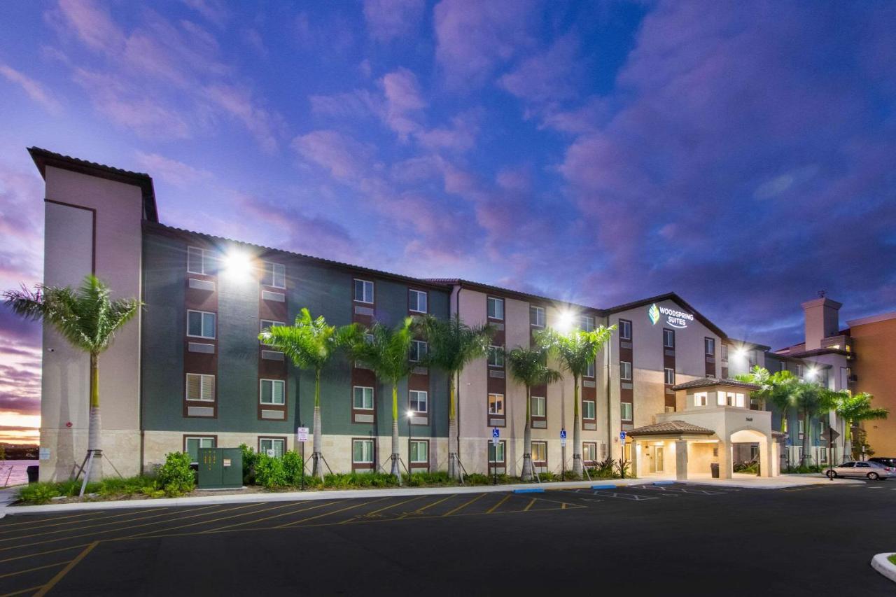 Woodspring Suites Miramar Extérieur photo