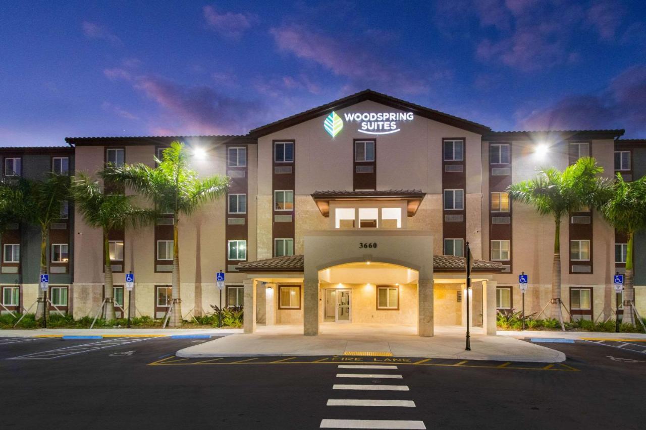 Woodspring Suites Miramar Extérieur photo