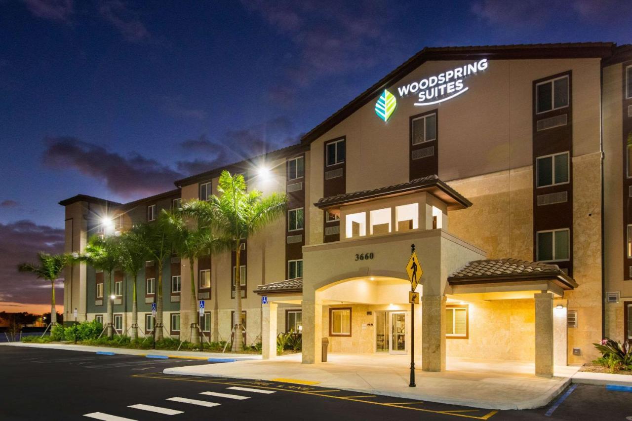 Woodspring Suites Miramar Extérieur photo